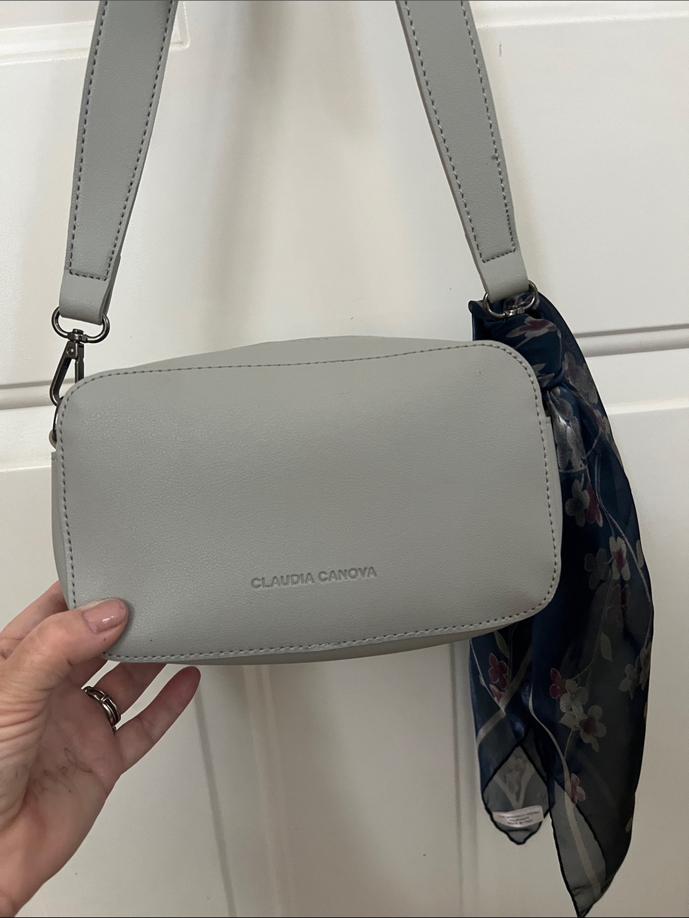 Claudia Canova gray camera bag GUC